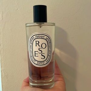Diptyque roses room spray